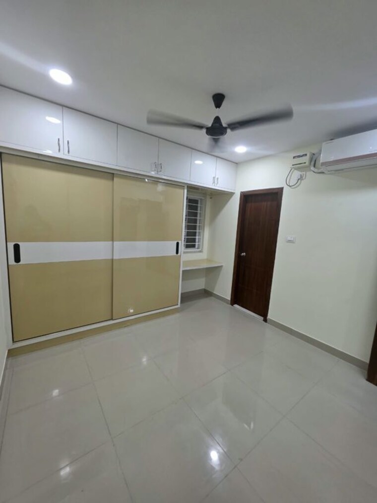 Kitchen, accurate-wind-chimes 3 Bedroom 1720 Sq.Ft. Apartment In Gachibowli Hyderabad 10664549