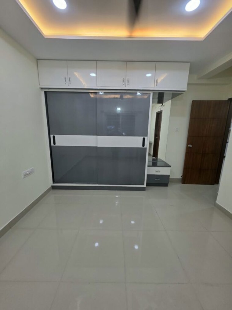 Kitchen, accurate-wind-chimes 3 Bedroom 1720 Sq.Ft. Apartment In Gachibowli Hyderabad 10664549