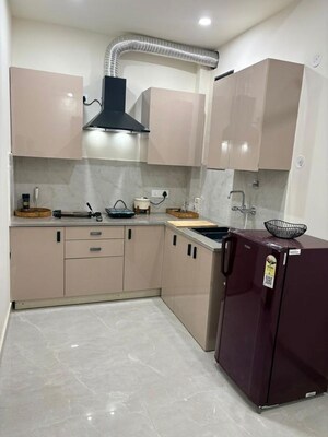 Kitchen in 1 BHK Builder Floor at Sushant Lok ii – for Rent