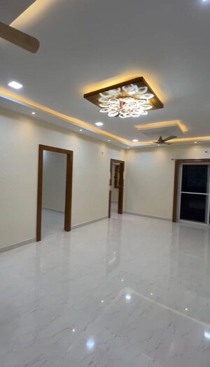 Room in 4 BHK Apartment at Vidyuth Arcade, Bachupally – for Rent