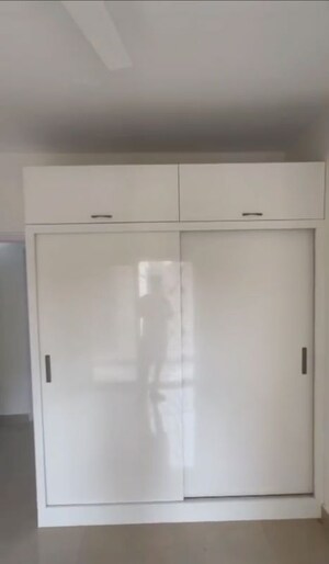 Furnished Amenities in 2 BHK Apartment at GLS Avenue 81, Sector 81 – for Rent