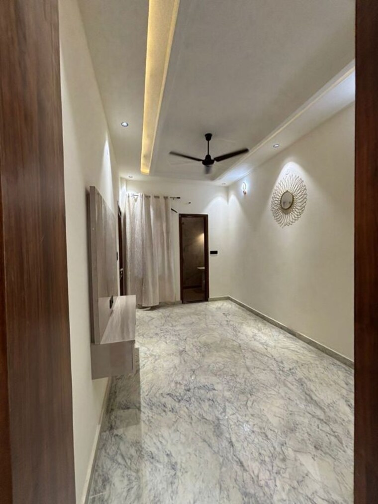 Room, meerut cantt 4 Bedroom 135 Sq.Yd. Independent House In Meerut Cantt Meerut 10664638