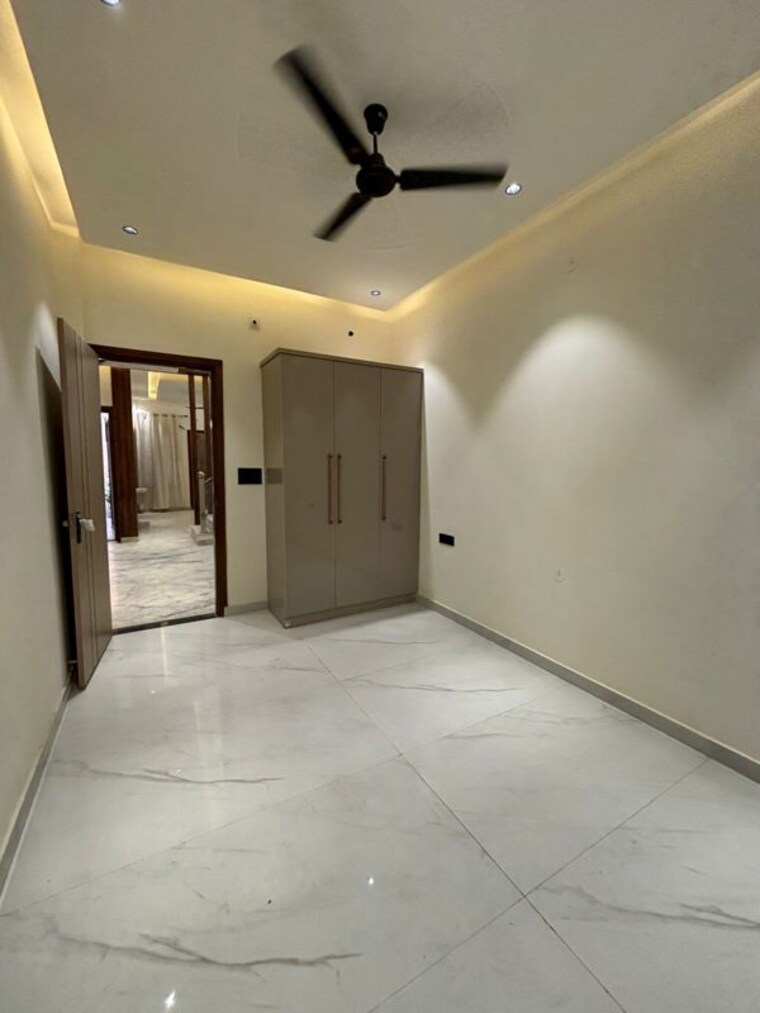 Room, meerut cantt 4 Bedroom 135 Sq.Yd. Independent House In Meerut Cantt Meerut 10664638