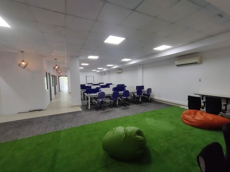 undefined, vijay nagar Commercial Office Space 1040 Sq.Ft. In Vijay Nagar Indore 10664633