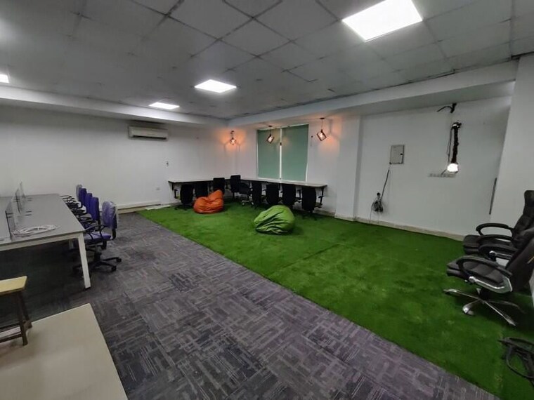 undefined, vijay nagar Commercial Office Space 1040 Sq.Ft. In Vijay Nagar Indore 10664633