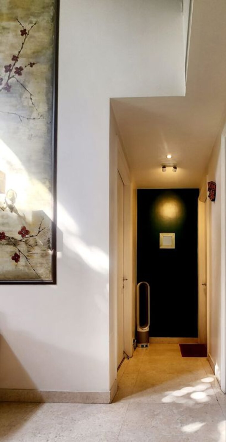 Room, ireo-the-grand-arch 2 Bedroom 1250 Sq.Ft. Apartment In Sector 58 Gurgaon 10664646