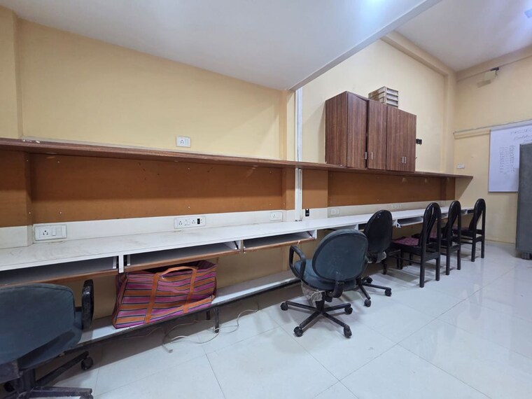 Team Area, royal-palms Commercial Office Space 800 Sq.Ft. In Goregaon East Mumbai 10664624