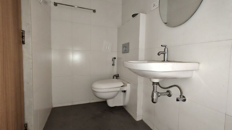 Bathroom, godrej-emerald 2 Bedroom 708 Sq.Ft. Apartment In Ghodbunder Road Thane 10664630