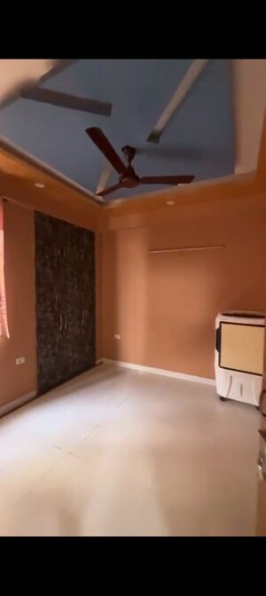 Room in 2 BHK Apartment at Amolik Heights, Sector 88 – for Sale