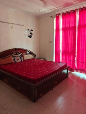 Bedroom in 3 BHK Apartment at Parsvnath Planet Plaza, Gomti Nagar – for Rent