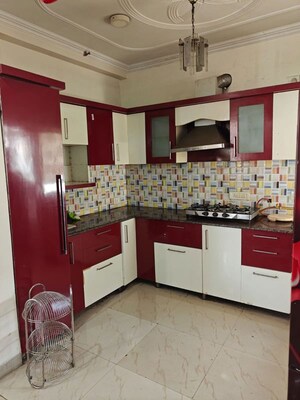 Kitchen in 3 BHK Apartment at Parsvnath Planet Plaza, Gomti Nagar – for Rent