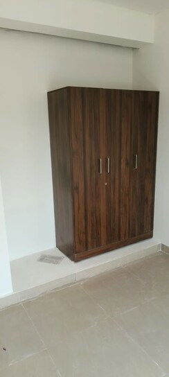3 BHK +Apartment For Sale in Orris Aster Court