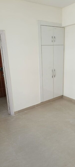 Room in 3 BHK Apartment at Orris Aster Court, Sector 85 – for Sale