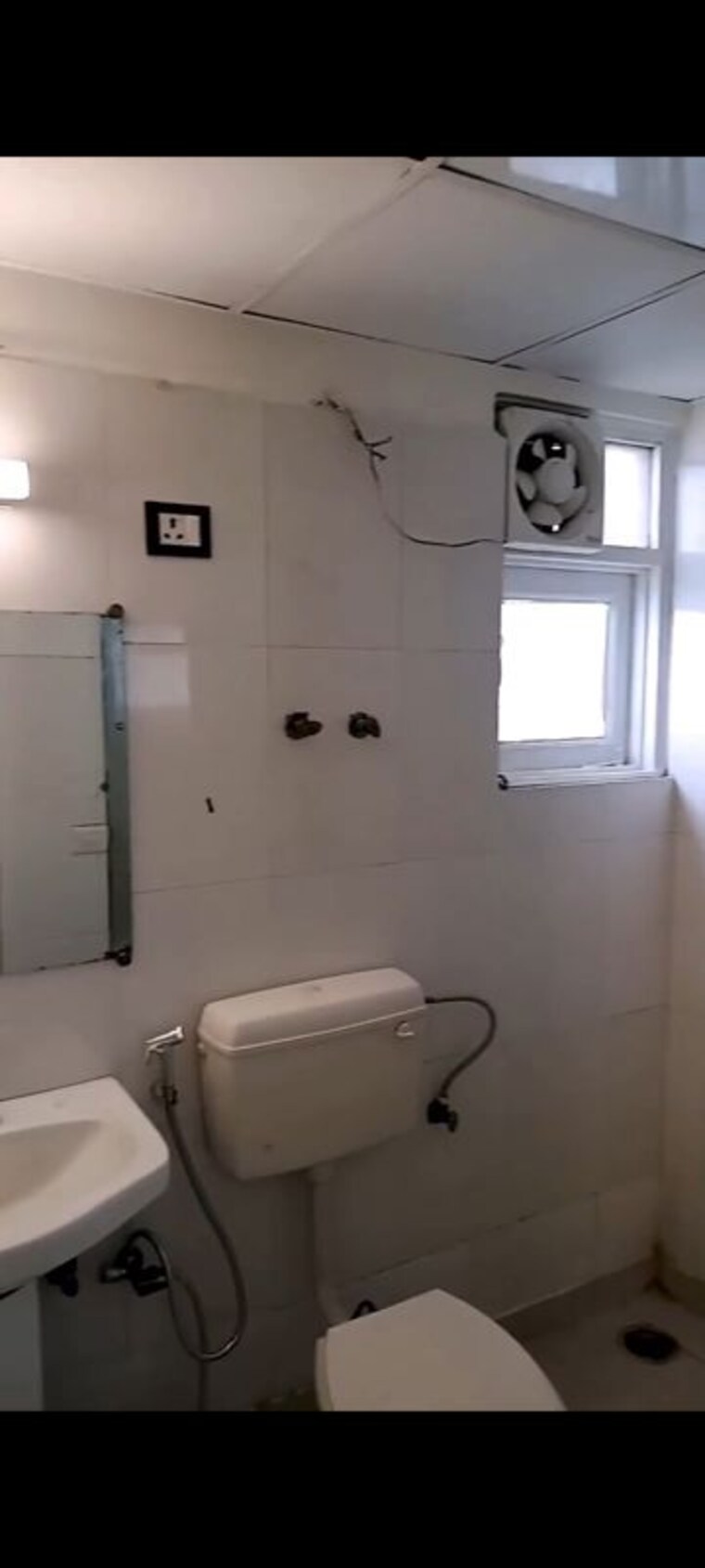 Bathroom, high-end-paradise-ii 2 Bedroom 920 Sq.Ft. Apartment In Raj Nagar Extension Ghaziabad 10664707