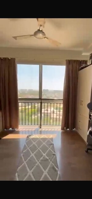 Room in 2 BHK Apartment at SS The Leaf, Sector 85 – for Sale