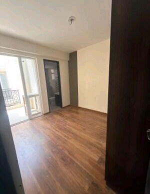 Room in 3 BHK Apartment at Signature Global Park, Sohna Sector 36 – for Sale