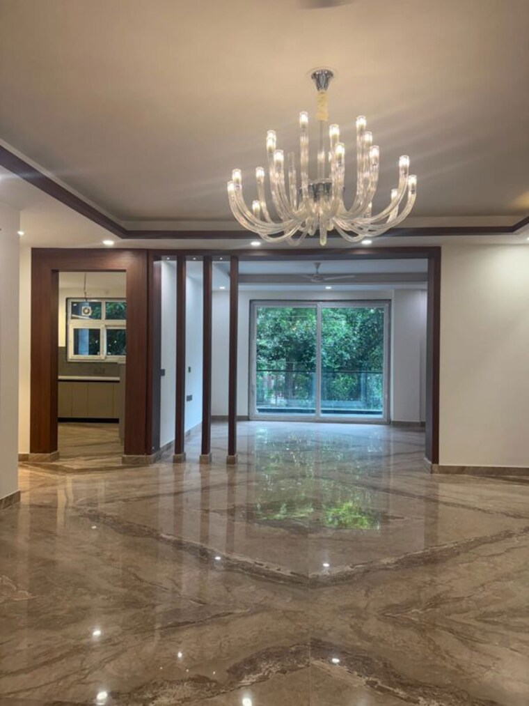 Room, sector 23 4 Bedroom 342 Sq.Yd. Builder Floor In Sector 23 Gurgaon 10664753
