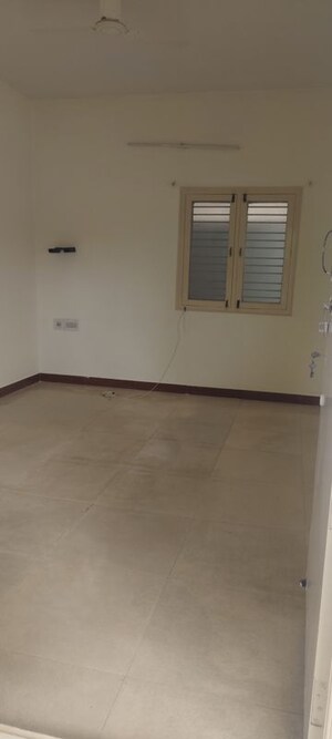 2 BHK Builder Floor For Rent in Jeevan Bima Nagar