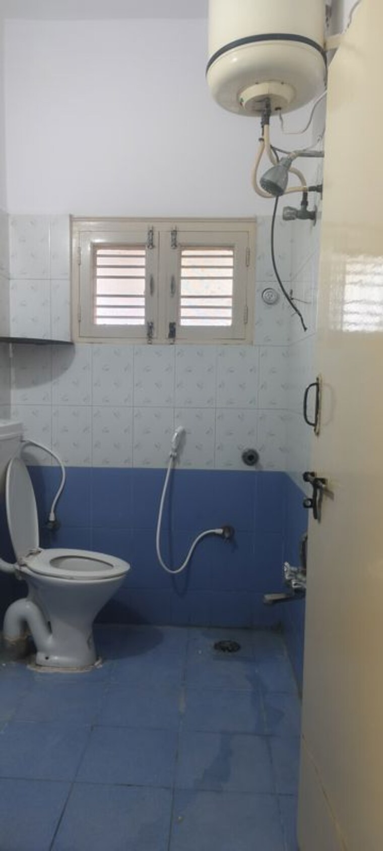Bathroom, jeevan bima nagar 2 Bedroom 1200 Sq.Ft. Builder Floor In Jeevan Bima Nagar Bangalore 10664776