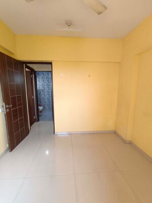 Room in 2 BHK Apartment at Essen Aishwaryam Comfort Phase-I, Akurdi – for Rent