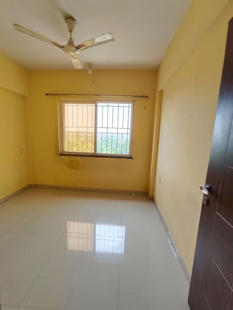Living Room, essen-aishwaryam-comfort-phase-i 2 Bedroom 790 Sq.Ft. Apartment In Akurdi Pune 10664806