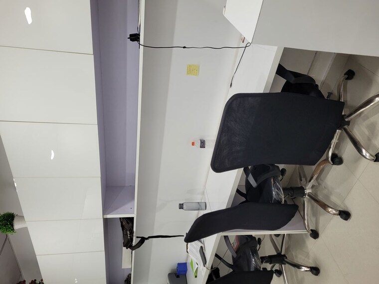 Team Area, gaur-city-center Commercial Office Space 300 Sq.Ft. In Sector 4 Greater Noida Greater Noida 10664794