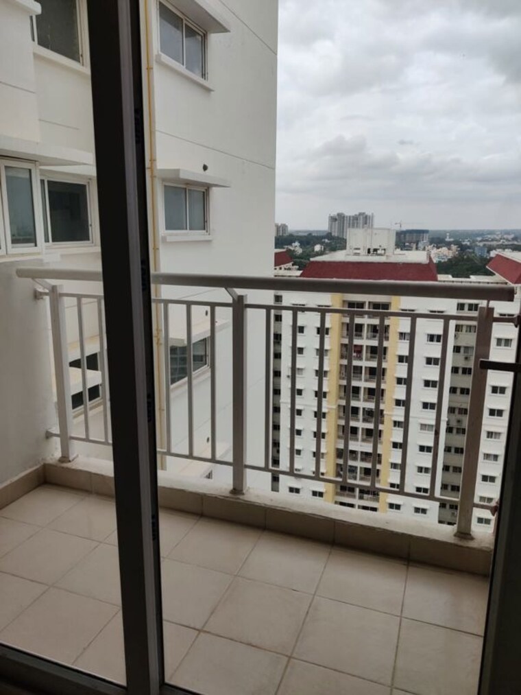 Balcony, mantri-webcity 2 Bedroom 950 Sq.Ft. Apartment In Hennur Road Bangalore 10664816