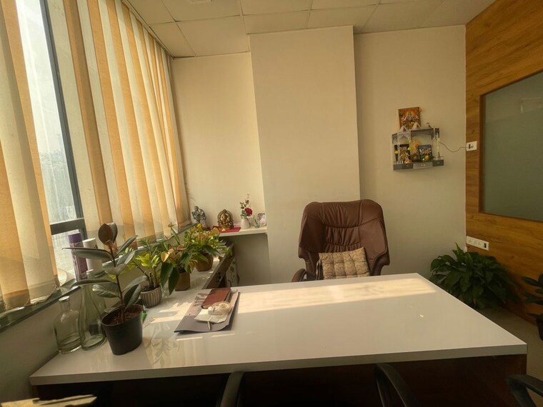 Team Area, lotus-business-park Commercial Office Space 508 Sq.Ft. In Malad West Mumbai 10664856
