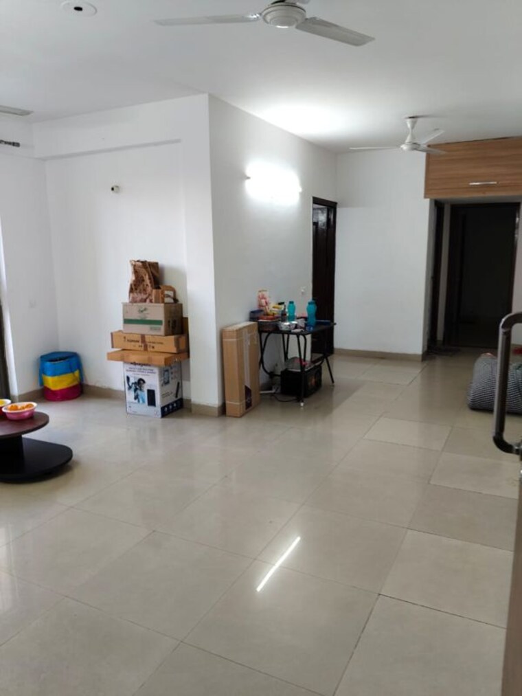 Living Room, unitech-uniworld-gardens 3 Bedroom 1386 Sq.Ft. Builder Floor In Sector 47 Gurgaon 10664836