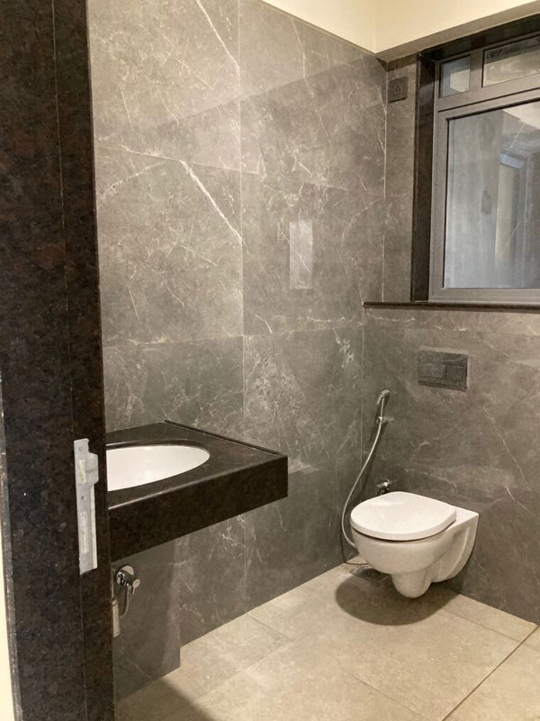 Bathroom, sheth-72-west 2 Bedroom 793 Sq.Ft. Apartment In Andheri West Mumbai 10664850