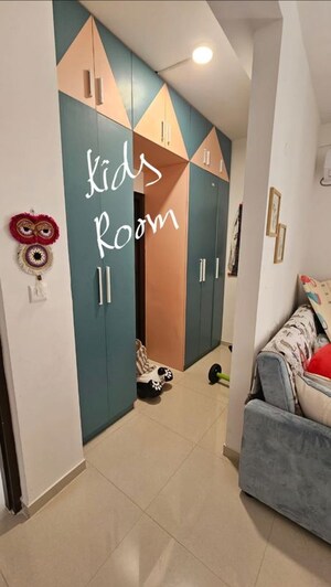 Team Area in 3 BHK Apartment at Ambika Florence Park, North Mullanpur – for Sale
