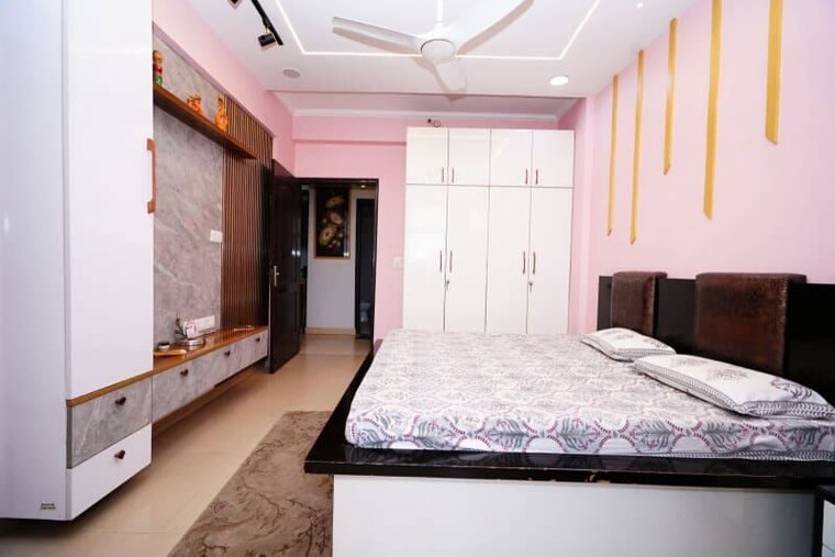 Bedroom, amrapali-sapphire 3 Bedroom 1640 Sq.Ft. Apartment In Sector 45 Noida 10664832