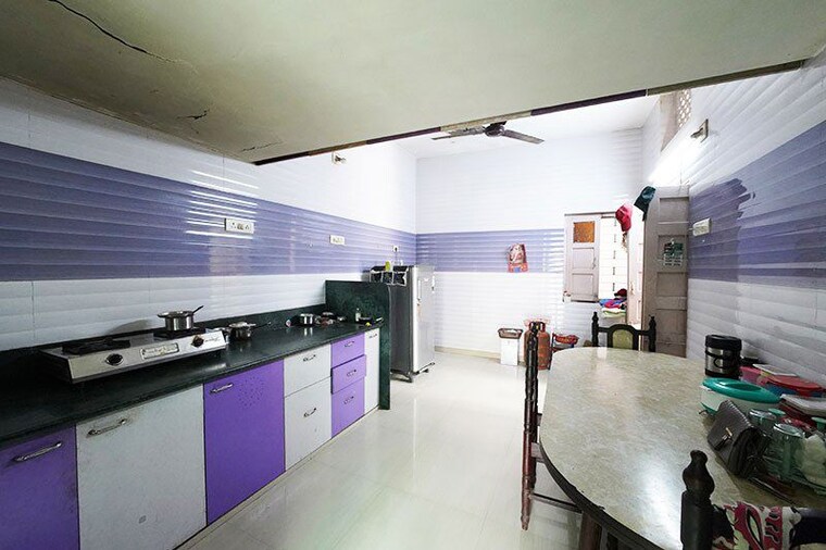 Team Area, bapunagar 3 Bedroom 218 Sq.Yd. Apartment In Bapunagar Ahmedabad 10664911