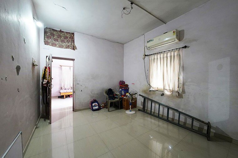 Living Room, bapunagar 3 Bedroom 218 Sq.Yd. Apartment In Bapunagar Ahmedabad 10664911