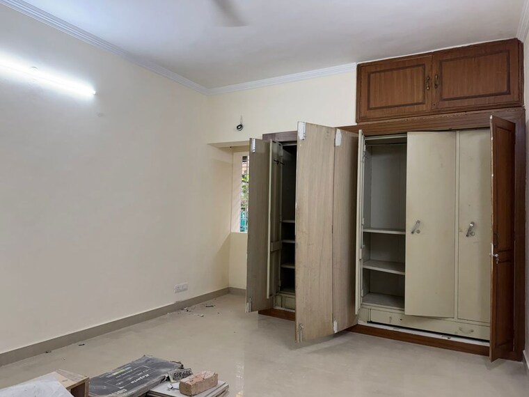 undefined, vasant kunj 3 Bedroom 1700 Sq.Ft. Apartment In Vasant Kunj Delhi 10664915