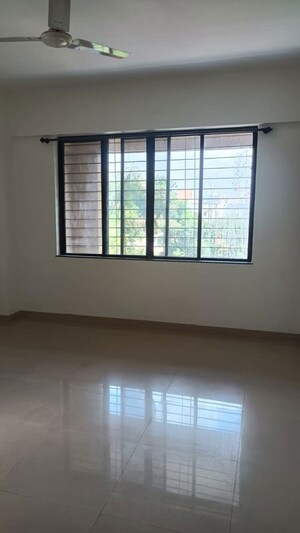 Room in 3 BHK Apartment at Fortune Estates, Hadapsar – for Sale