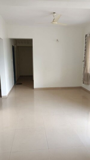 Room in 3 BHK Apartment at Fortune Estates, Hadapsar – for Sale