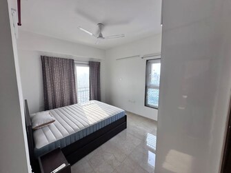 2 BHK +  712 Sq.Ft. Apartment in Shapoorji Pallonji BKC 28