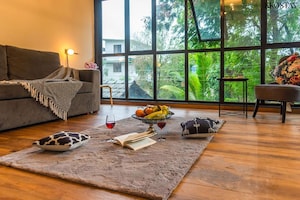 Living Room in 5 BHK Villa at Old Mumbai - Pune Highway – for Sale
