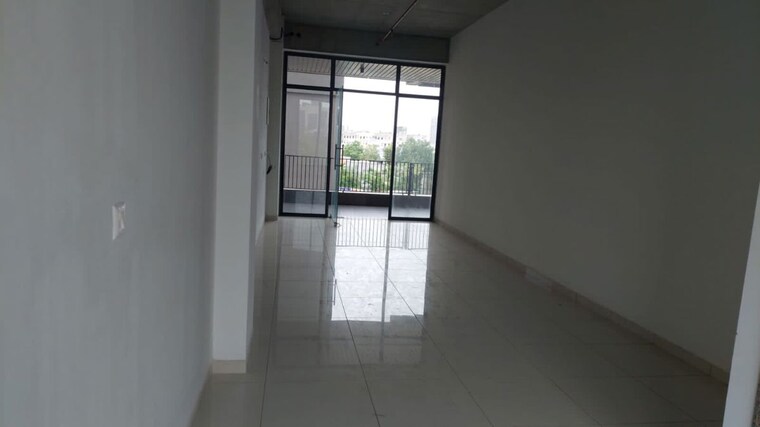Room, sun-south-trade Commercial Office Space 714 Sq.Ft. In Bopal Ahmedabad 10663114