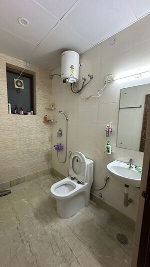 Bathroom in 2 BHK Builder Floor at Sector 47 – for Rent