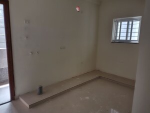 Room in 2 BHK Apartment at Abode Aravindam, Tellapur – for Rent