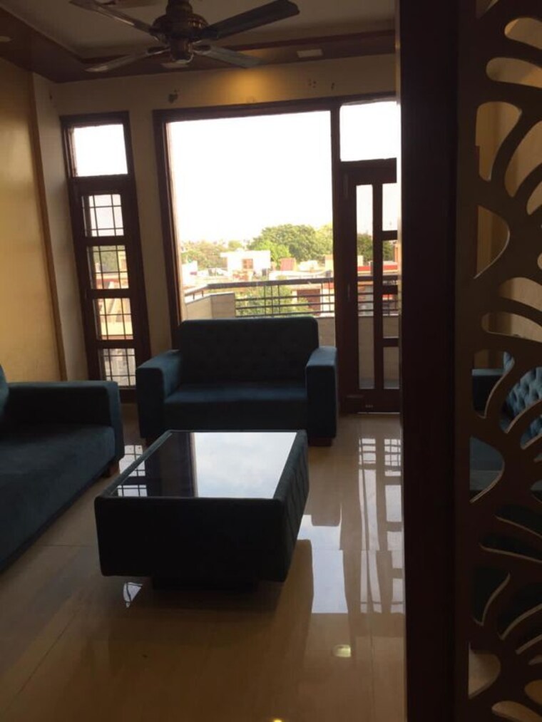 Room, sector 63 2 Bedroom 1500 Sq.Ft. Apartment In Sector 63 Chandigarh 10664968