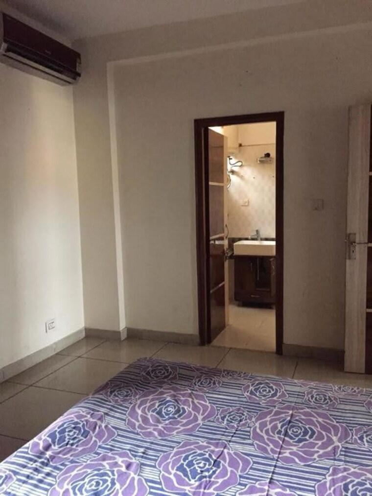 Room, sector 63 2 Bedroom 1500 Sq.Ft. Apartment In Sector 63 Chandigarh 10664968