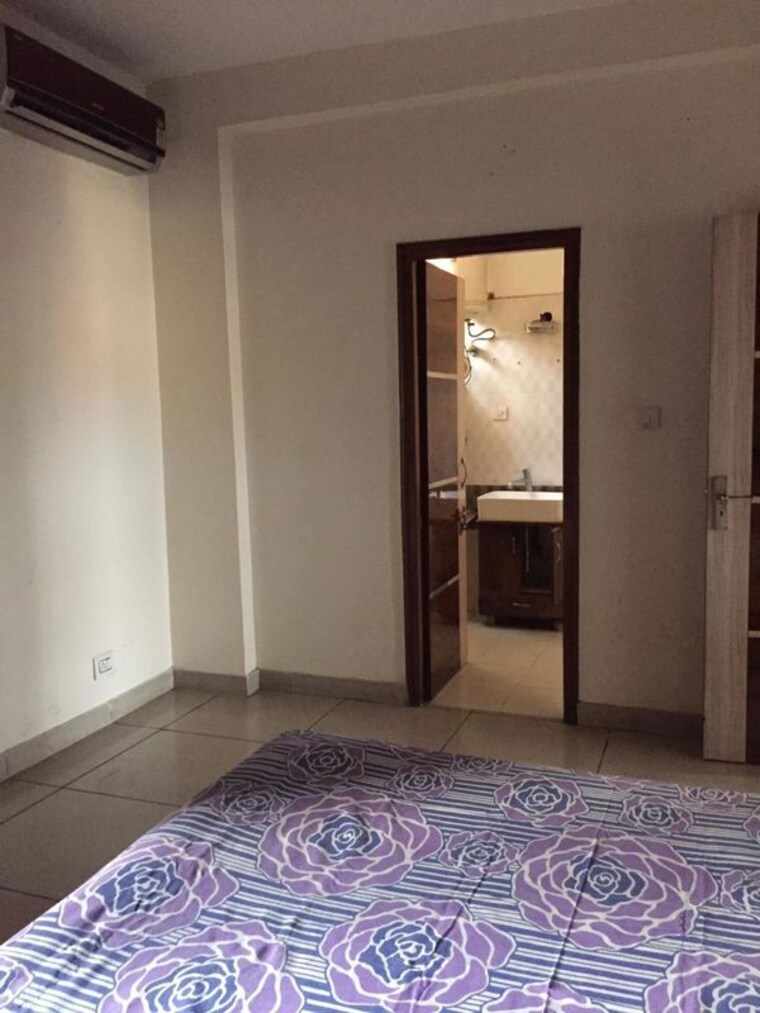 Room, sector 63 2 Bedroom 1500 Sq.Ft. Apartment In Sector 63 Chandigarh 10664968