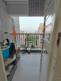 2 BHK +Apartment For Rent in V Top Valonia