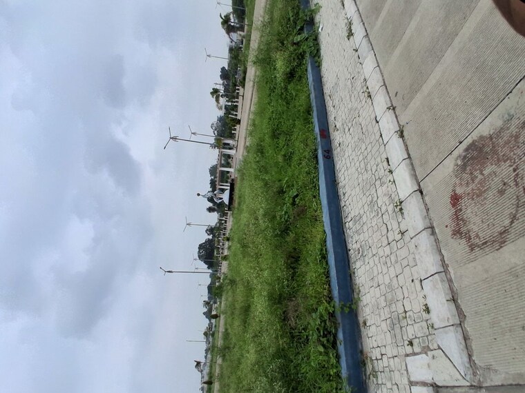 Balcony, omex city  1000 Sq.Ft. Plot In Omex City Indore 10584885