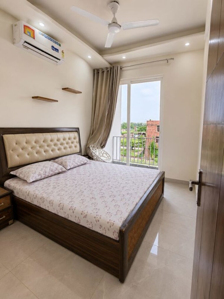 Bedroom, kharar road 2 Bedroom 1580 Sq.Ft. Apartment In Kharar Road Mohali 10665047