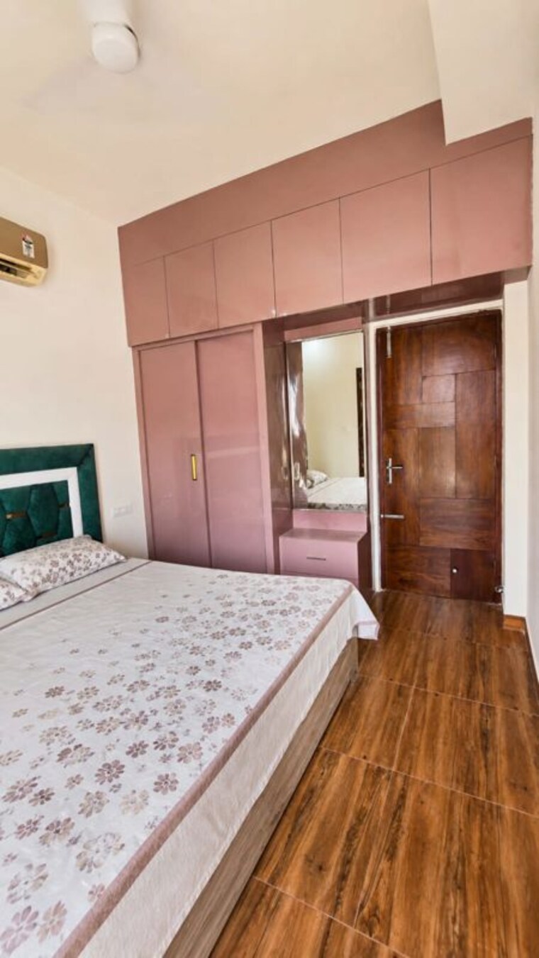 Bedroom, kharar road 2 Bedroom 1580 Sq.Ft. Apartment In Kharar Road Mohali 10665047