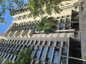 3 BHK Apartment – Exterior View View at Shree Park Altezza, Andheri West - for Rent